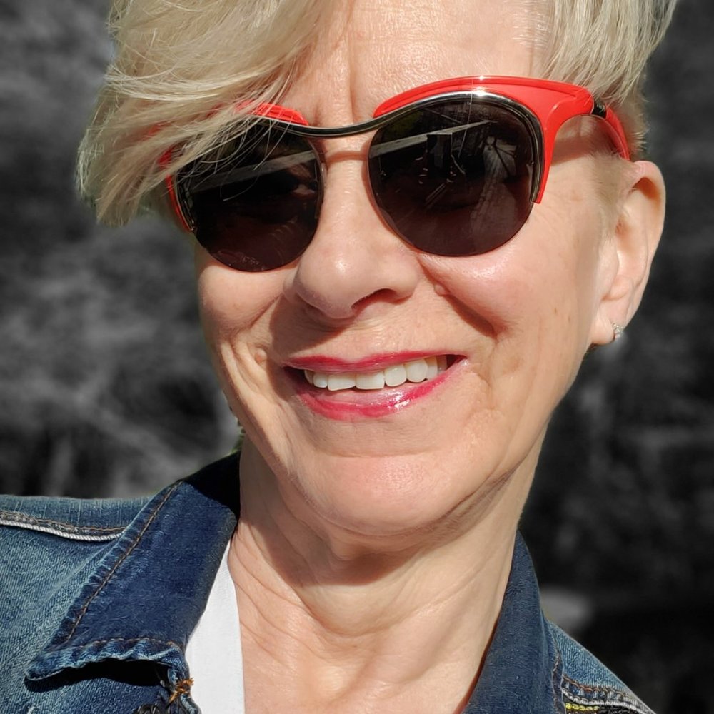 PRADA sunglasses with case